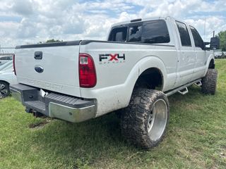 2011 Ford F-350 LARIAT - Exterior Rear Left Corner Image